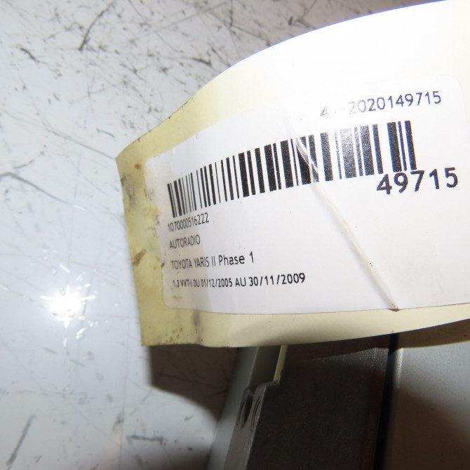 Autoradio occasion TOYOTA YARIS II Phase 1 12-2005->11-2009 1.3 VVT-i 861200D211 5