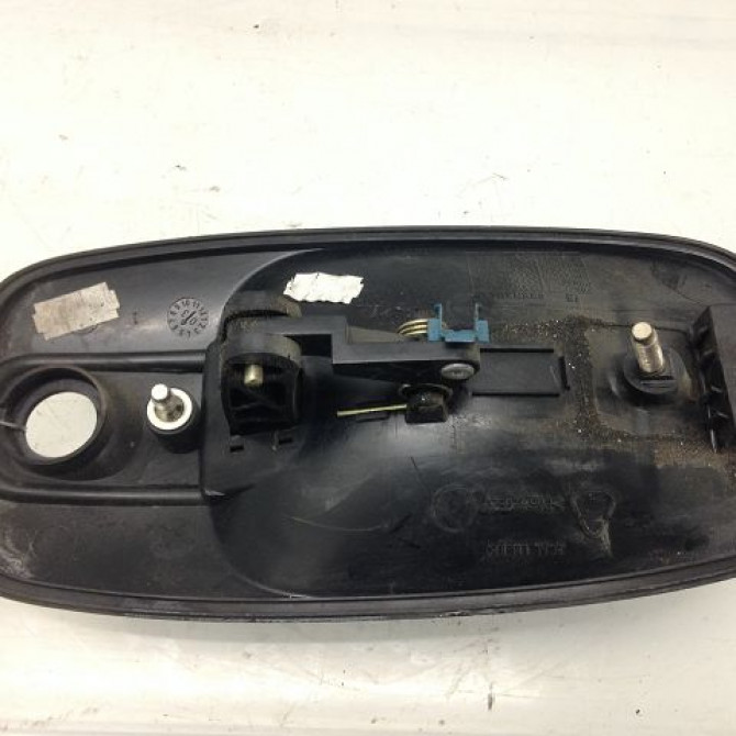 Poignee ext porte avg occasion RENAULT TRAFIC II Phase 1 10-2001->08-2006 1.9 DCI 8v 100ch 805064407R 2