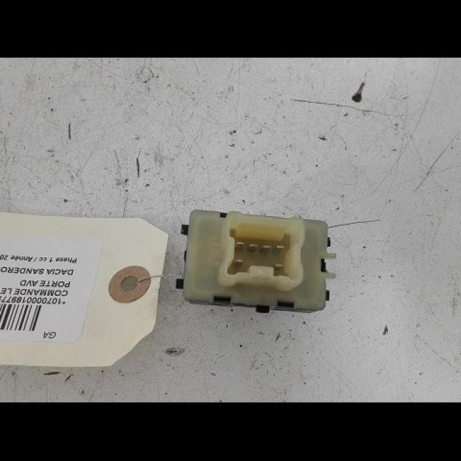 Commande lève-glace porte avant droite occasion DACIA SANDERO II Phase 1 10-2012->... 0.9 TCE 90ch 254214937R 2