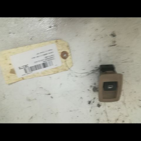 Commande leve-glace porte arrière droite occasion B.M.W. SERIE 3 V Phase 1 03-2005->09-2008 318i 129ch 61316945876