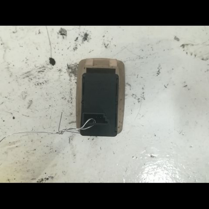 Commande leve-glace porte arrière droite occasion B.M.W. SERIE 3 V Phase 1 03-2005->09-2008 318i 129ch 61316945876 2