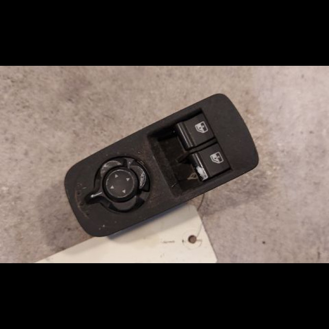 Commande lève-glace porte avant gauche occasion ALFA ROMEO MI.TO MI.TO Phase 1 2008-09-01->2016-12-31 1.3 JTDM 95ch 156085171 1