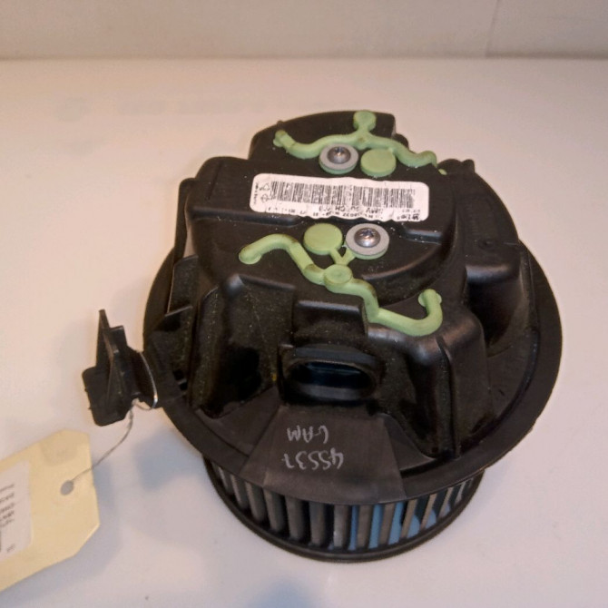 Ventilateur de chauffage occasion DACIA SANDERO I Phase 1 06-2008->10-2012 1.4 MPI 75ch 272106020R 2