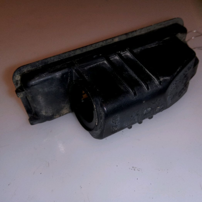 Eclaireur plaque de police d occasion VOLKSWAGEN GOLF VI Phase 1 10-2008->04-2013 1.4 TSI 16v 122ch 2