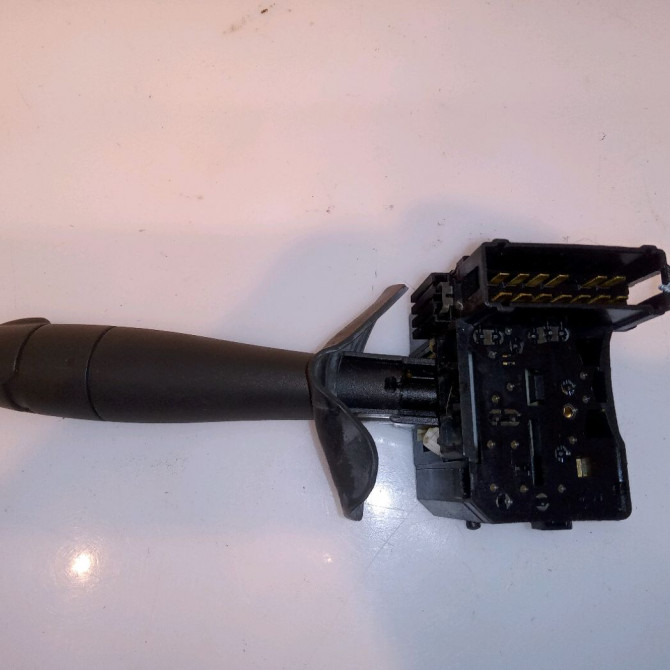 Commande essuie glace occasion DACIA SANDERO I Phase 1 06-2008->10-2012 1.4 MPI 75ch 6001551357 2