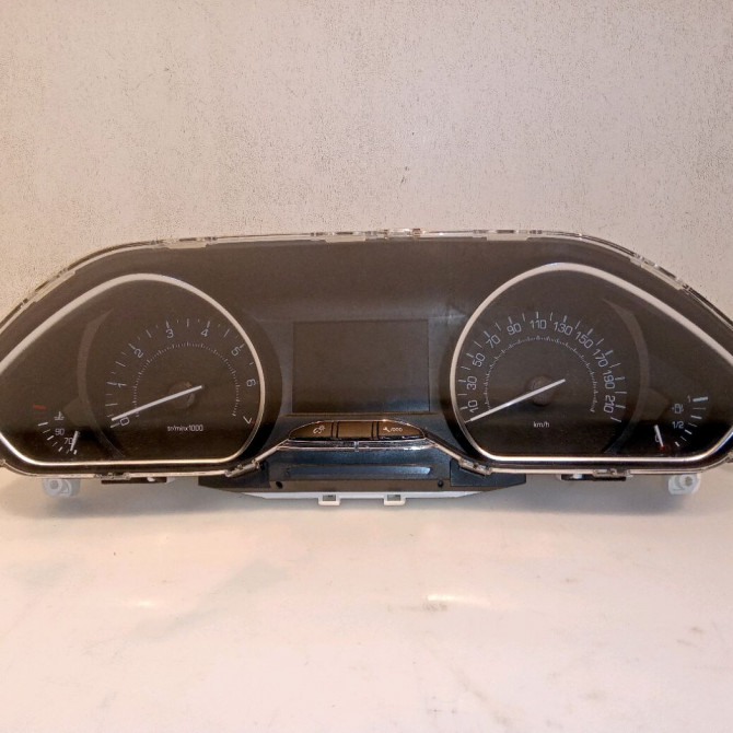Compteur occasion PEUGEOT 208 Phase 2 04-2015->... 1.2i 81ch 9822633180 1