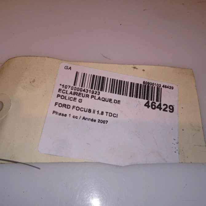 Eclaireur plaque de police g occasion FORD FOCUS II Phase 1 09-2004->12-2007 1.8 TDCI 115ch 4502331 4