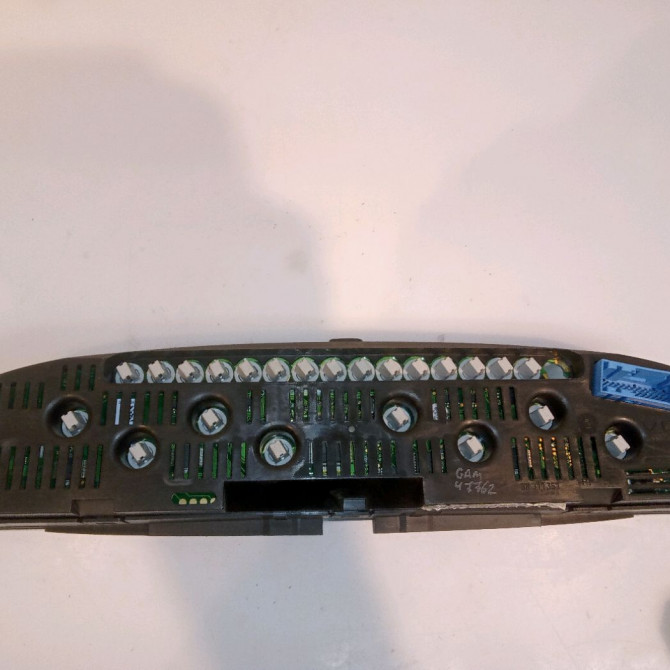 Compteur occasion CITROEN XSARA PICASSO Phase 2 02-2004->12-2010 1.6 HDI 92 ch 6105G4 2