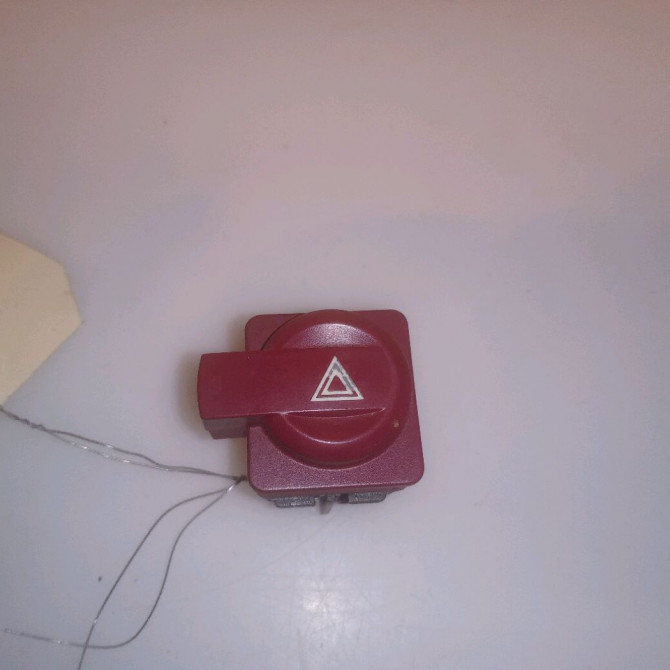 Bouton de warning occasion CITROEN C4 I Phase 1 11-2004->07-2008 1.6 HDI 92ch 6554GT 1