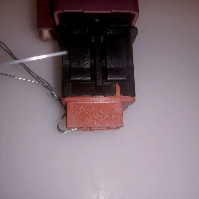 Bouton de warning occasion CITROEN C4 I Phase 1 11-2004->07-2008 1.6 HDI 92ch 6554GT 3