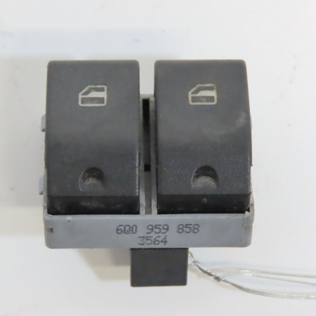 Commande lève-glace porte avant gauche occasion VOLKSWAGEN POLO IV Phase 2 05-2005->09-2009 1.2i 65ch