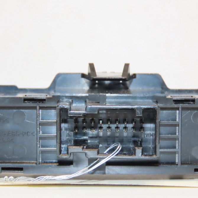 Bouton de warning occasion PEUGEOT 308 I Phase 2 04-2011->12-2014 1.6 E-HDI 112ch 3