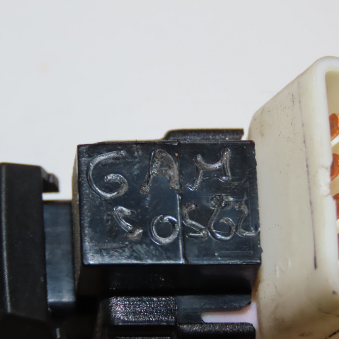 Commande lève-glace porte avant droite occasion NISSAN PIXO Phase 1 05-2009->... 1.0i 12v 68ch 254114A00D 3