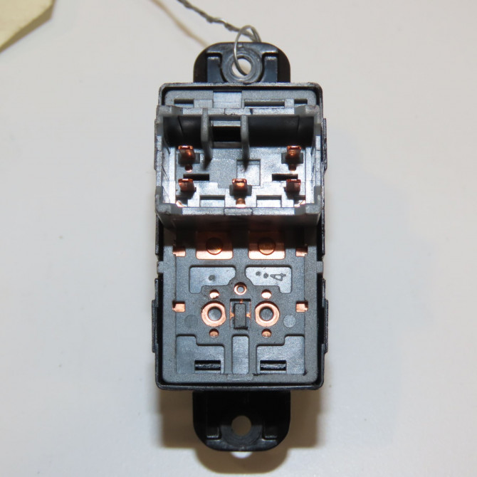 Commande lève-glace porte avant droite occasion HYUNDAI I 10 I Phase 1 04-1995->04-1999 1.2i 90ch 2