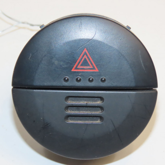 Bouton de warning occasion NISSAN X-TRAIL I Phase 2 01-2004->11-2007 2.2 DCI 1