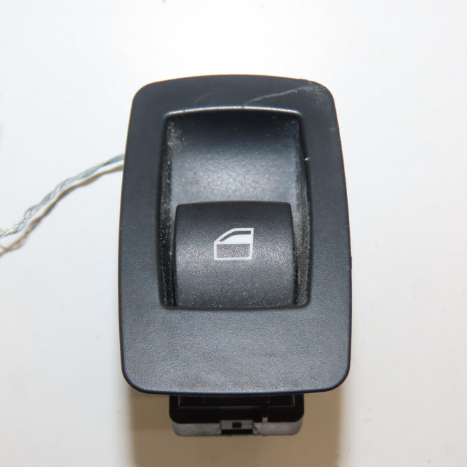 Commande leve-glace porte arrière gauche occasion B.M.W. SERIE 3 V Phase 1 03-2005->09-2008 61316945876 1
