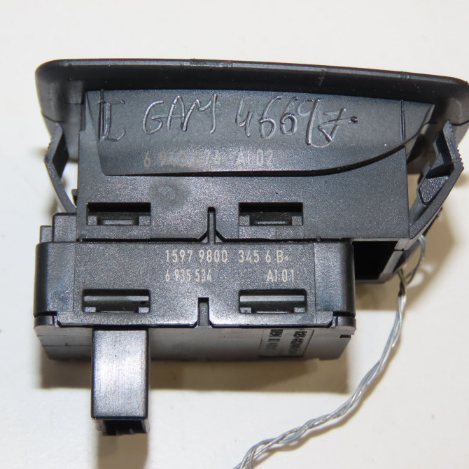 Commande leve-glace porte arrière gauche occasion B.M.W. SERIE 3 V Phase 1 03-2005->09-2008 61316945876 3