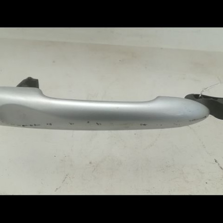 Poignee ext porte avd occasion RENAULT MEGANE III Phase 2 01-2012->06-2014 1.5 DCI 8v 110ch 806B02596R