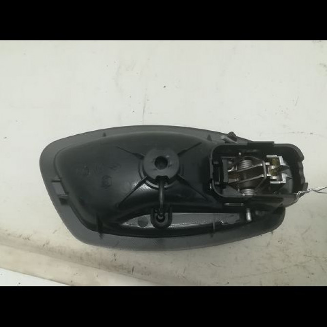 Poignee int porte arg occasion RENAULT MEGANE III Phase 2 01-2012->06-2014 1.5 DCI 8v 110ch 826733790R 2