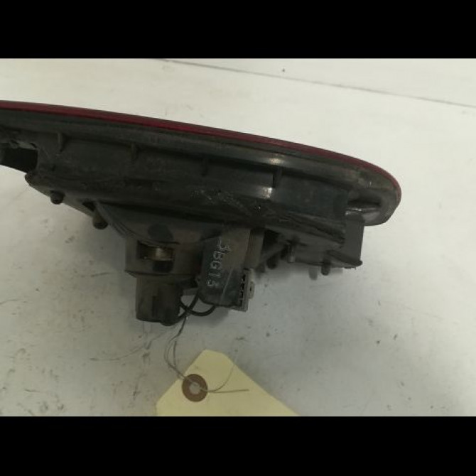 Feu arrière intérieur droit occasion HONDA CIVIC IV phase 1 11-1991->04-1996 1.5i 90ch 2