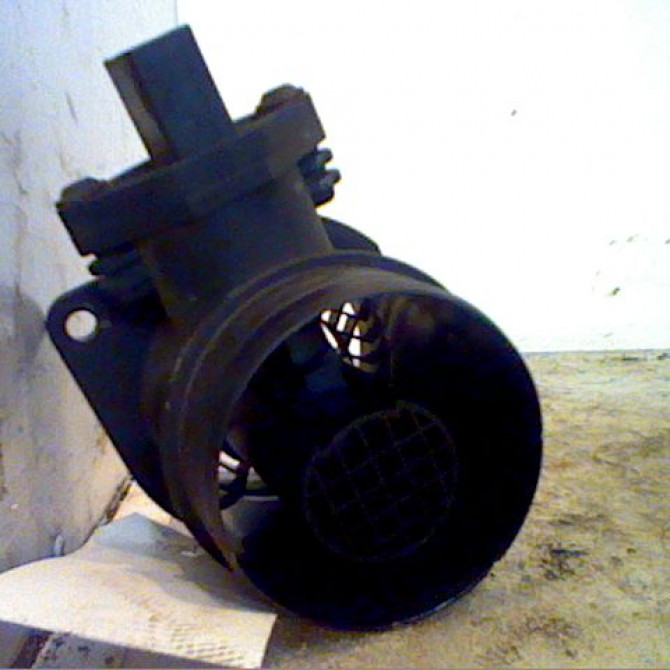 Debimetre air occasion VOLKSWAGEN FOX Phase 1 06-2005->09-2011 1.4 TDI 70ch 038906461B 2