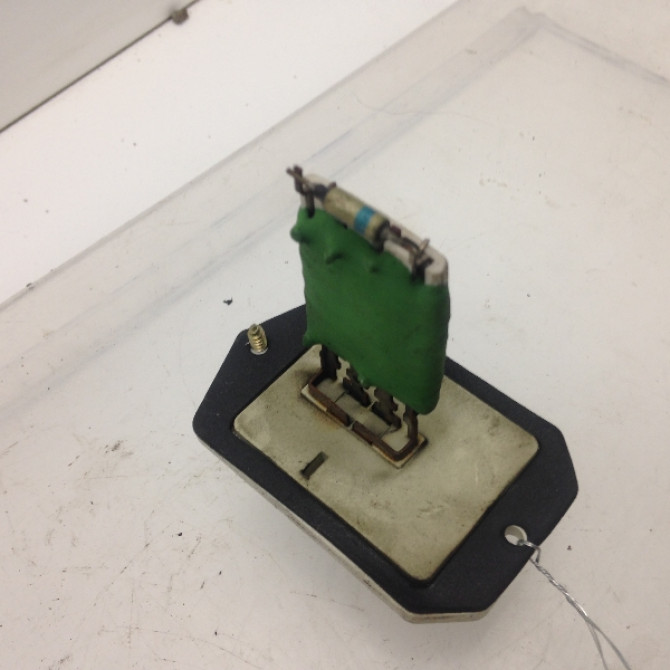 Resistance de chauffage occasion TOYOTA YARIS I Phase 2 03-2003->12-2005 8713852010 2