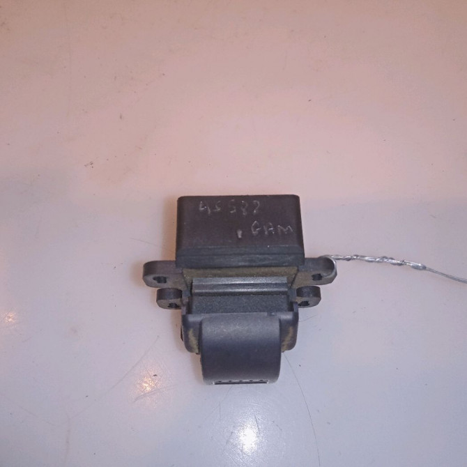 Commande leve-glace porte arrière droite occasion HONDA CIVIC VI Phase 1 03-2001->12-2003 1.6i 110ch 35760S6A003ZC 4