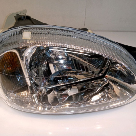 Phare droit occasion OPEL CORSA II Phase 2 04-1997->10-2000 1.0i 12v 55ch 90444787