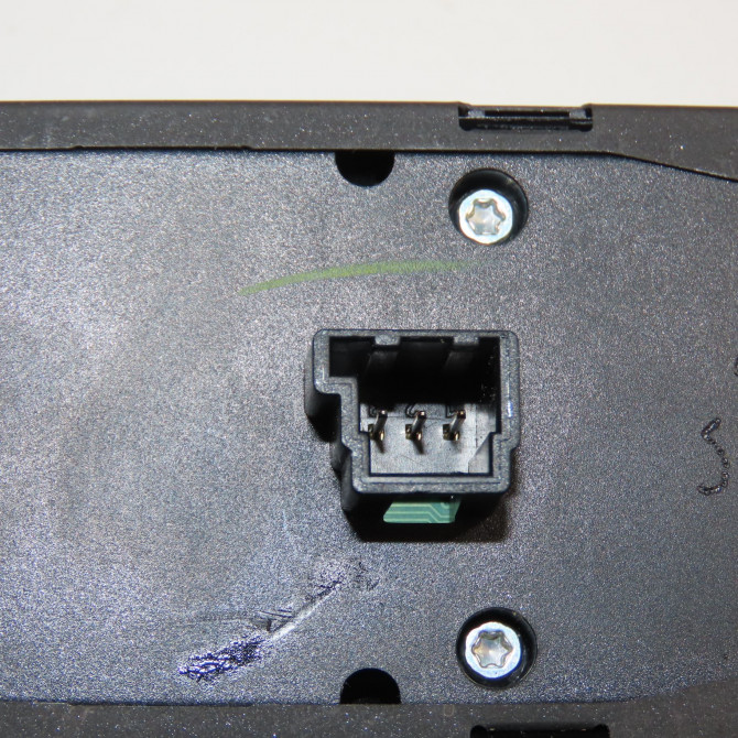 Commande lève-glace porte avant gauche occasion MERCEDES CLASSE B II Phase 1 04-1995->04-1999 1.8 CDI 109ch 3