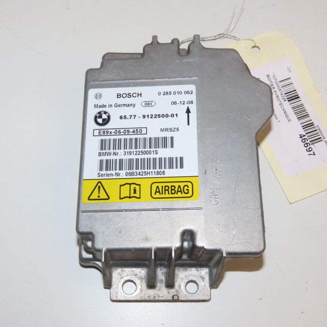 Boitier pyrotechnique occasion B.M.W. SERIE 3 V Phase 1 03-2005->09-2008 65779184432 1