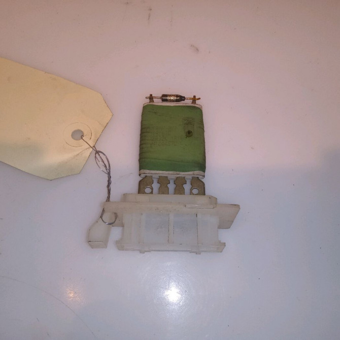 Resistance de chauffage occasion PEUGEOT 207 Phase 1 04-2006->06-2013 1.4 HDI 6436A9 1