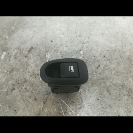 Commande leve-glace porte arrière droite occasion CITROEN C3 I Phase 2 10-2005->12-2010 1.6i 109ch