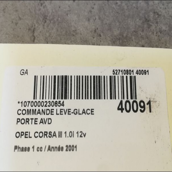 Commande lève-glace porte avant droite occasion OPEL CORSA III Phase 1 10-2000->08-2003 1.0i 12v 24411032 3