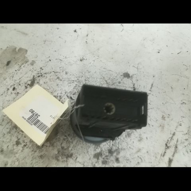 Interrupteur commande de phares occasion VOLKSWAGEN POLO IV Phase 2 05-2005->09-2009 1.2 65ch 6Q0953513F9B9 2