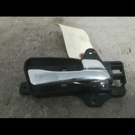 Poignee int porte avd occasion HYUNDAI I 30 I Phase 1 03-2008->12-2010 826202L010