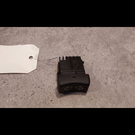 Commande lève-glace porte avant gauche occasion RENAULT EXPRESS Phase 2 09-1994->09-1997