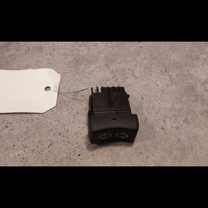 Commande lève-glace porte avant gauche occasion RENAULT EXPRESS Phase 2 09-1994->09-1997 1