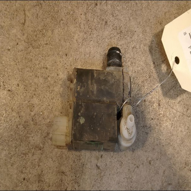 Pompe lave-glace avant occasion KIA VENGA Phase 1 04-1995->04-1999 1.6 CRDI 115ch 985102L100 2