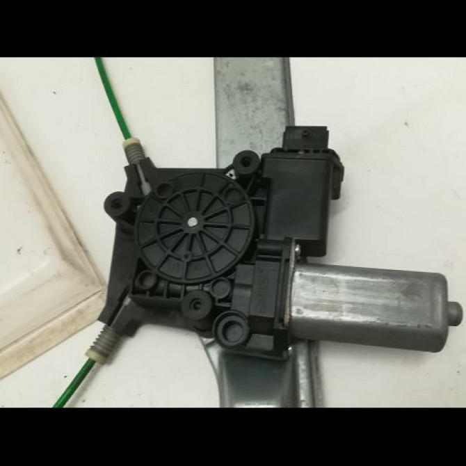 Mecanisme + moteur lève-glace avant droit occasion OPEL CORSA IV 13269606 2