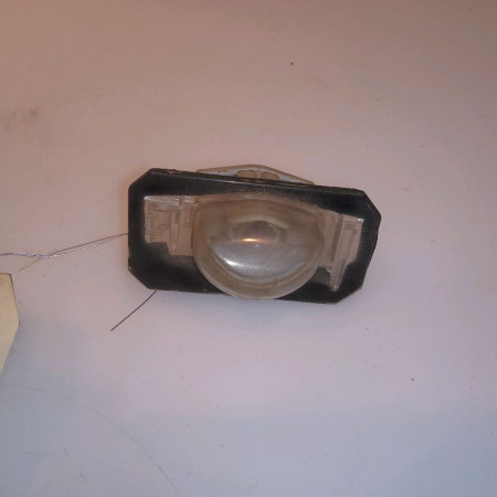 Eclaireur plaque de police d occasion HONDA CIVIC VI Phase 1 03-2001->12-2003 1.6i 110ch 34102S60003