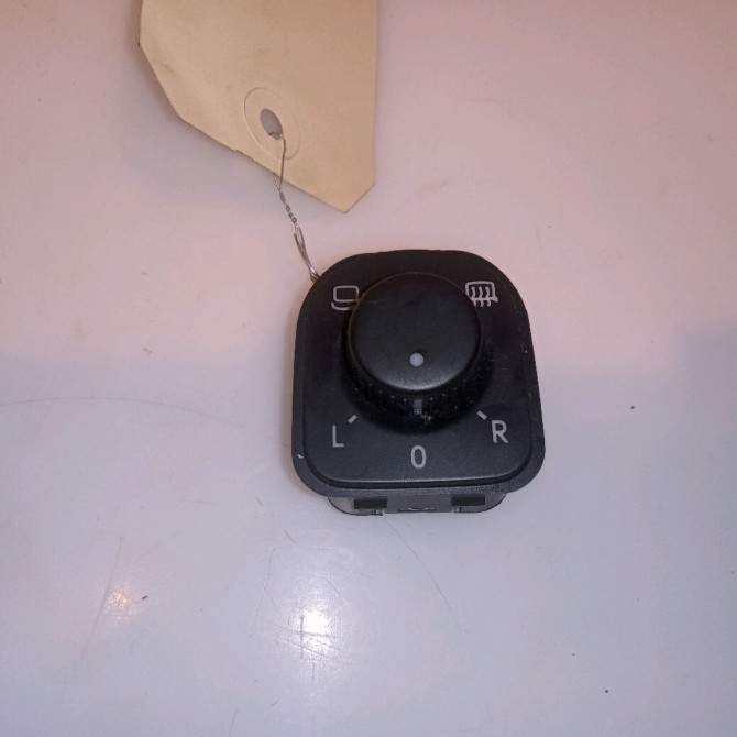 Commande rétroviseurs extérieures électriques occasion VOLKSWAGEN PASSAT V Phase 1 03-2005->10-2010 2.0 TDI 16v 140ch 1K0959565JREH 1