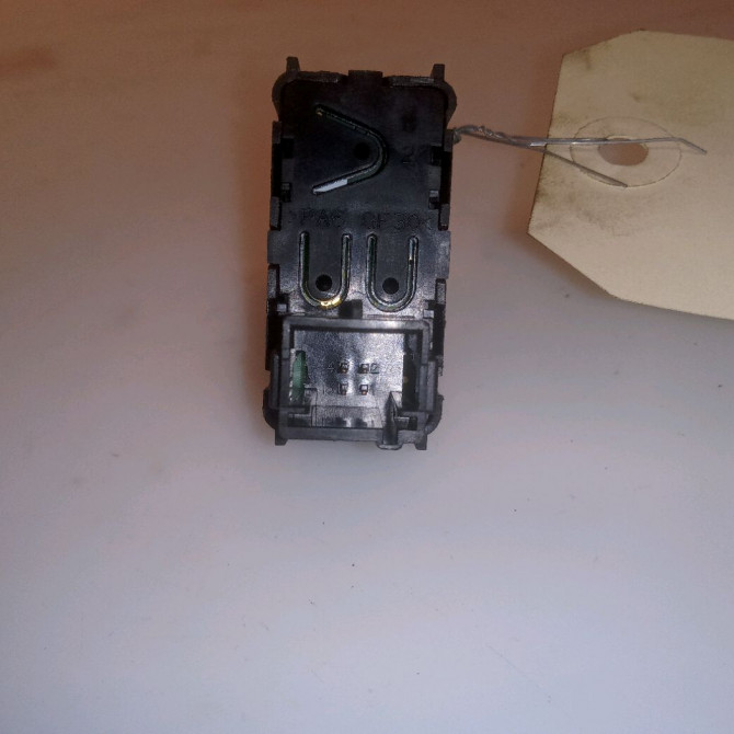 Commande lève-glace porte avant droite occasion CITROEN C4 II Phase 1 10-2010->01-2015 1.6 HDI 115ch 6490JY 2