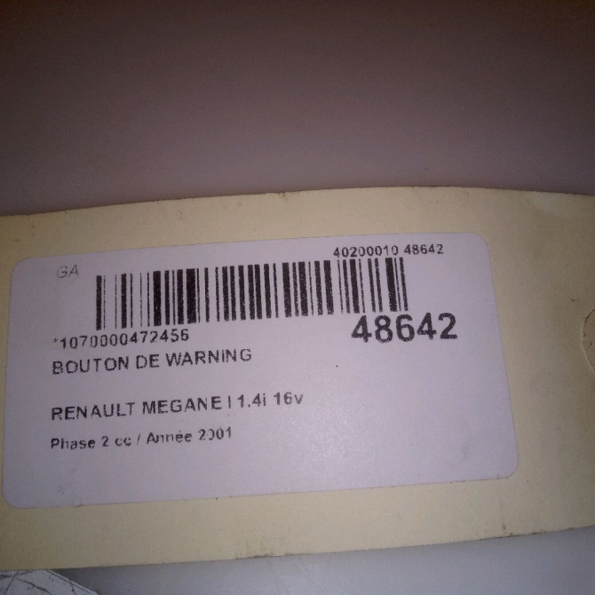 Bouton de warning occasion RENAULT MEGANE I Phase 2 03-1999->06-2003 1.4i 16v 7700435867 5