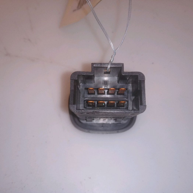 Bouton de warning occasion RENAULT CLIO II Phase 1 03-1998->06-2001 1.9 D 252904482R 2