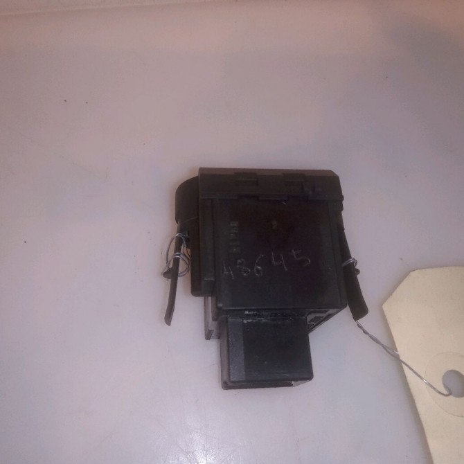 Commande eclairage occasion VOLKSWAGEN GOLF VI Phase 1 10-2008->04-2013 2.0 TDI 140ch 1K0953513H9B9 3