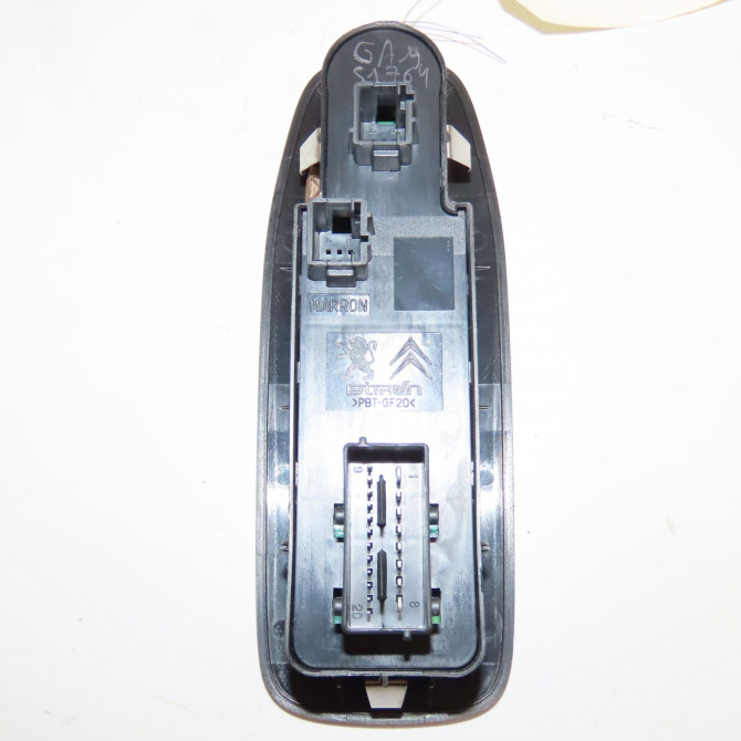 Commande lève-glace porte avant gauche occasion PEUGEOT 208 Phase 2 04-2015->... 1.2i 81ch 98242539ZD 2