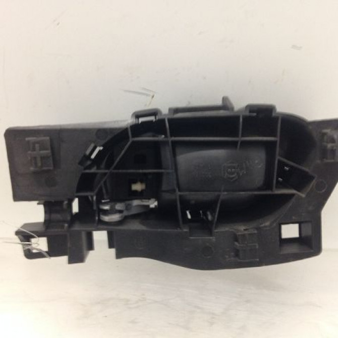 Poignee int porte ard occasion PEUGEOT 207 Phase 1 04-2006->06-2013 1.6 HDI 8v 92ch 9144A4 2