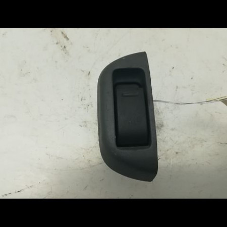 Commande lève-glace porte avant gauche occasion PEUGEOT 107 Phase 1 06-2005->12-2008 1.0i 12v 6554KZ