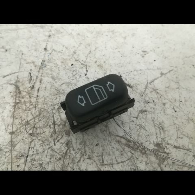 Commande leve-glace porte arrière gauche occasion MERCEDES CLASSE S III Phase 1 10-1998->09-2005 S600 367ch 22082012107C45 1