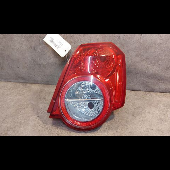 Feu arrière droit occasion CHEVROLET AVEO I Phase 1 05-2008->12-2011 1.2i 16v 95952067 1